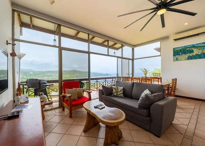 Villa Paradise Views Sardinal (Guanacaste)